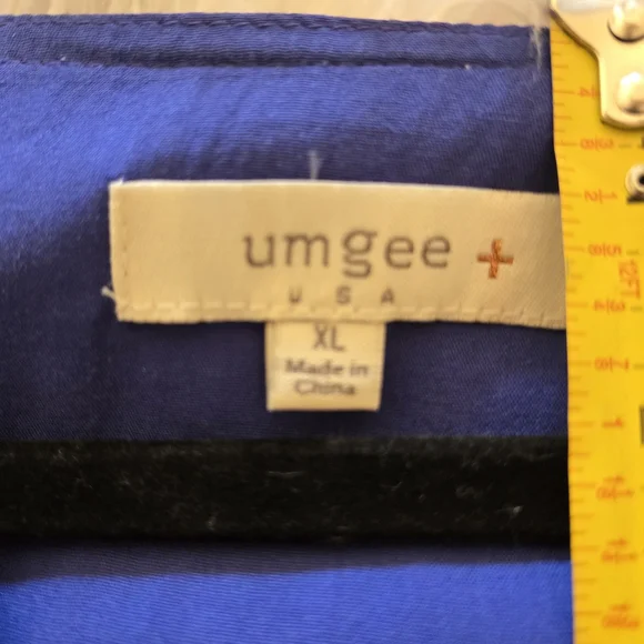 Anthropologie Blue and Pink Floral Tunic - Picture 11 of 13